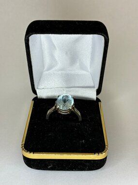 Unstamped silver tone blue gem ring